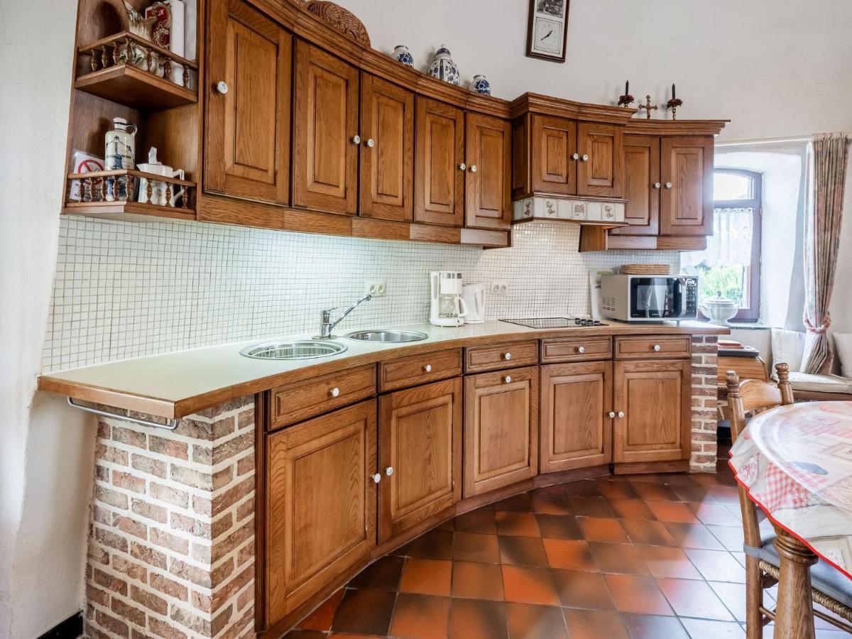 Stunning Holiday Home In Oombergen With Terrace And Garden Zottegem ภายนอก รูปภาพ
