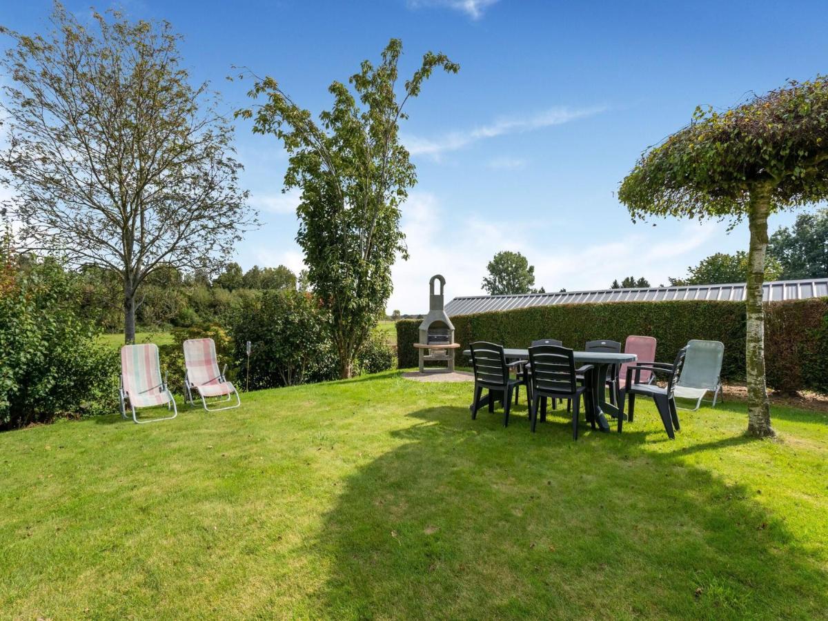 Stunning Holiday Home In Oombergen With Terrace And Garden Zottegem ภายนอก รูปภาพ