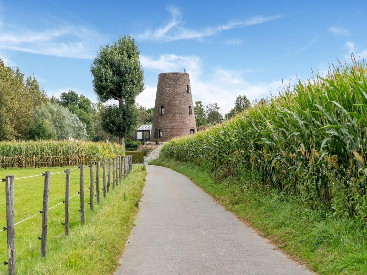 Stunning Holiday Home In Oombergen With Terrace And Garden Zottegem ภายนอก รูปภาพ