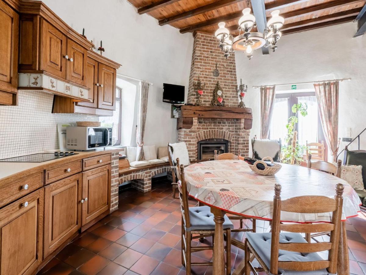Stunning Holiday Home In Oombergen With Terrace And Garden Zottegem ภายนอก รูปภาพ